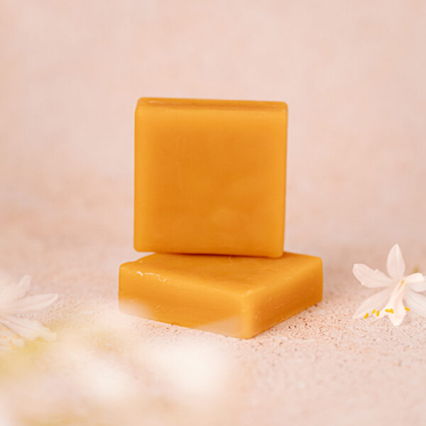 Wosk pszczeli naturalny 100% w kostce - do kosmetyków, świec